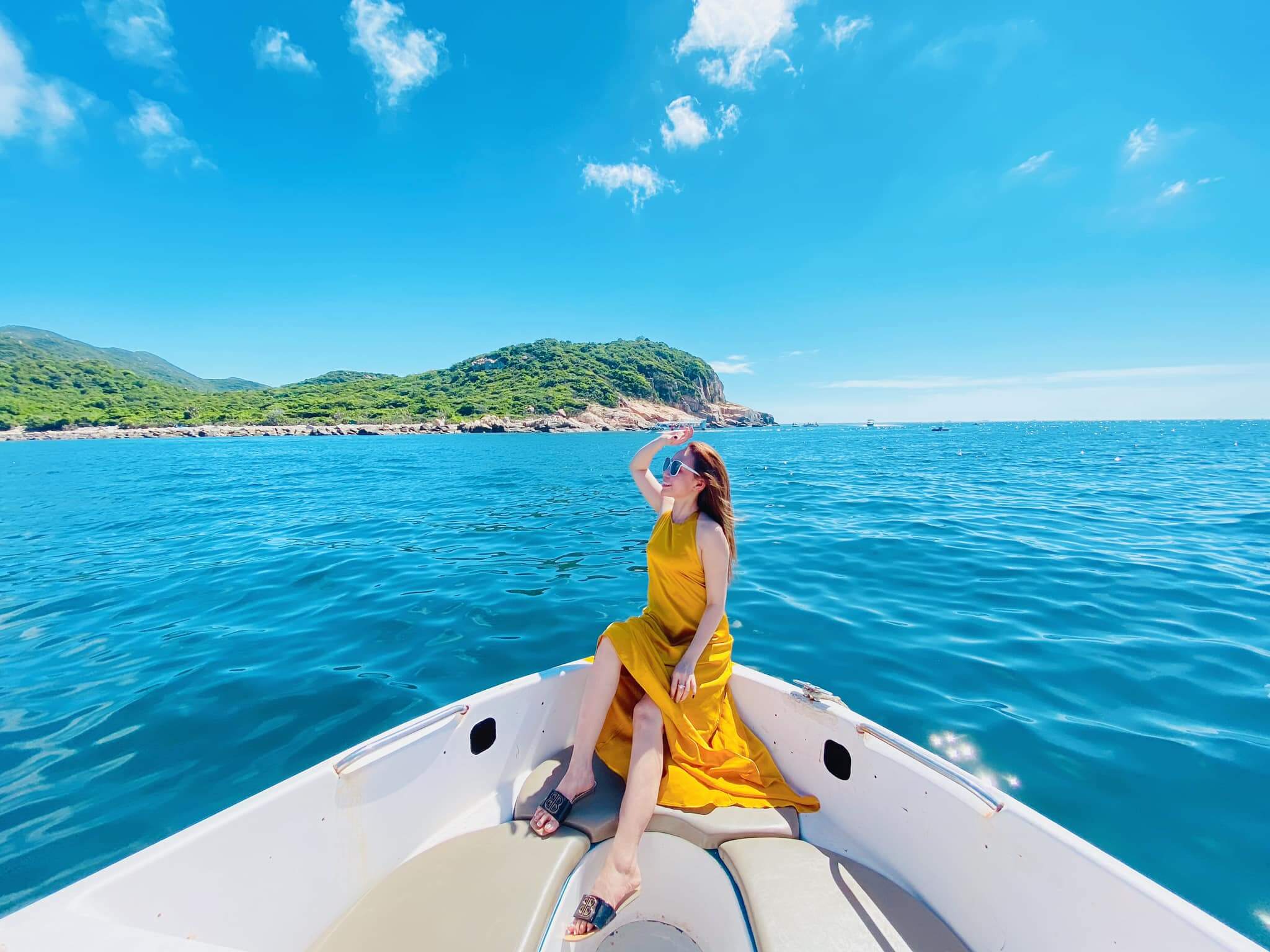 Tour Trọn Gói Vĩnh Hy 3 Ngày 2 Đêm Giá Tốt 2.150K Dành Cho Mọi Du Khách